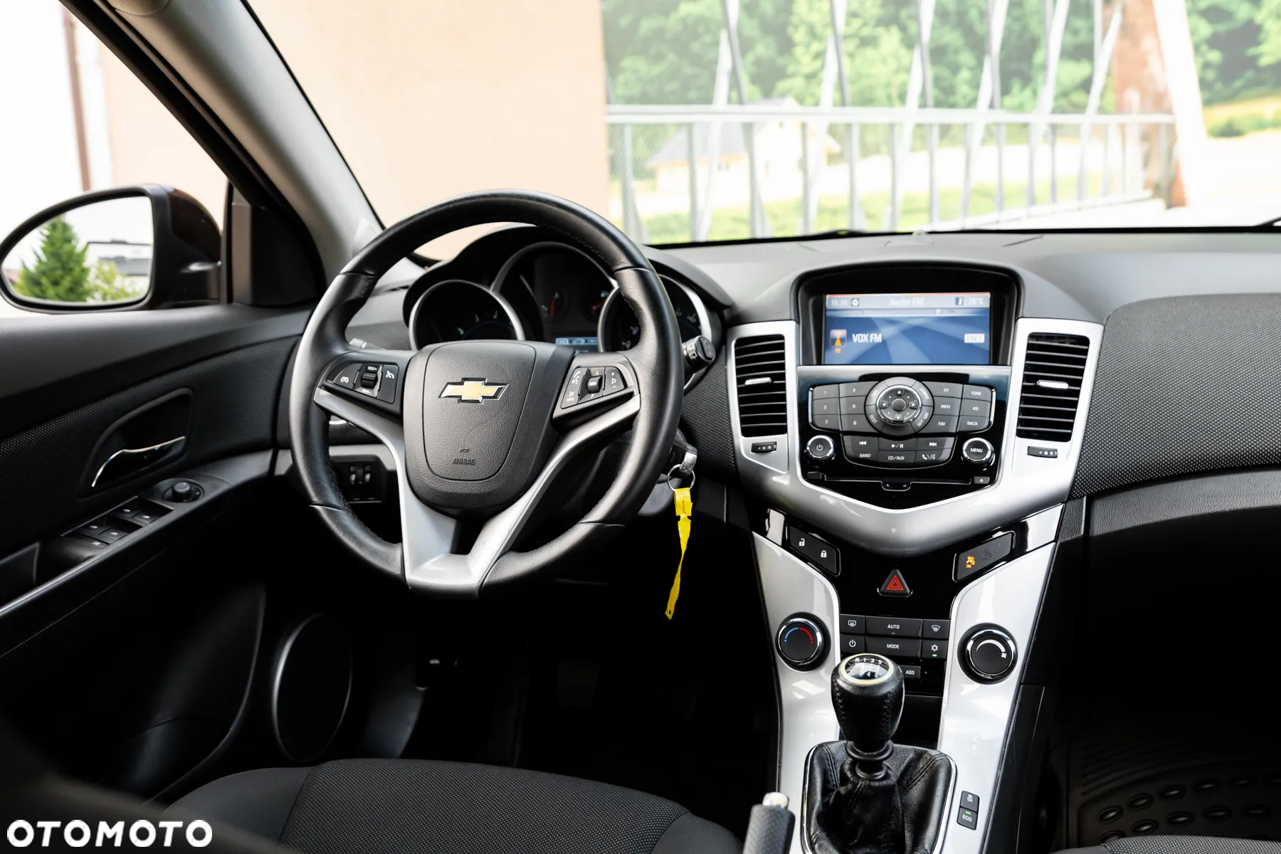 Chevrolet Cruze - 23