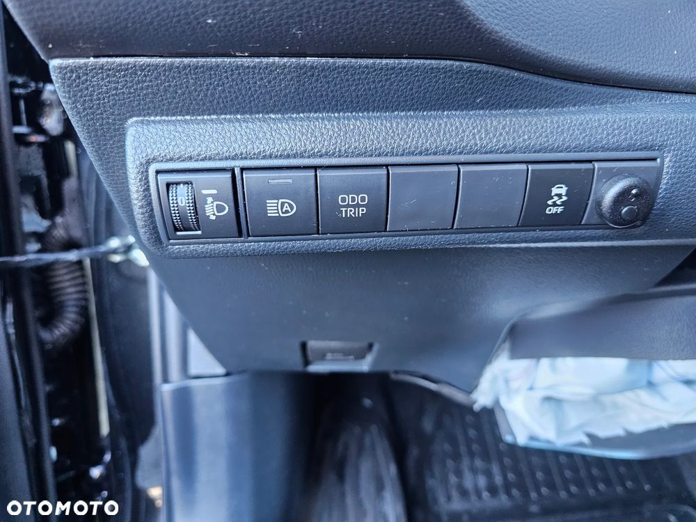 Toyota Corolla - 10