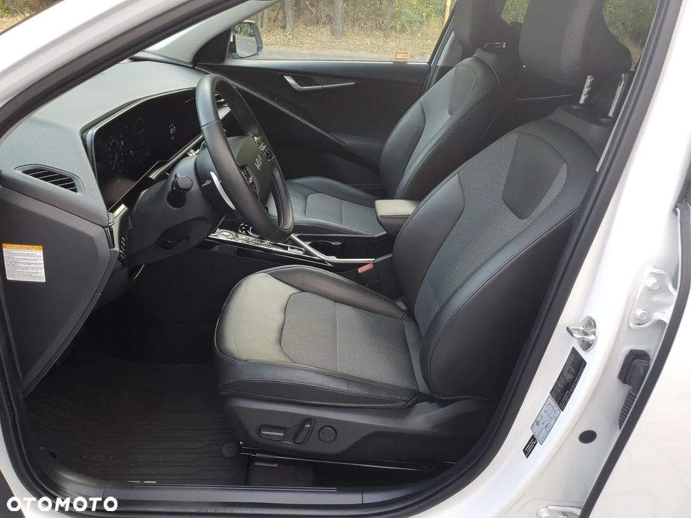 Kia Niro 1.6 GDI Hybrid Business Line - 13