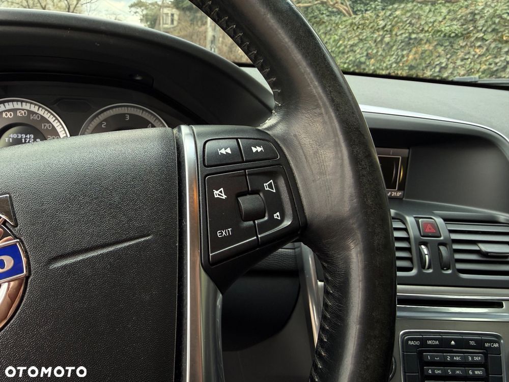 Volvo XC 60 D5 AWD Kinetic - 10