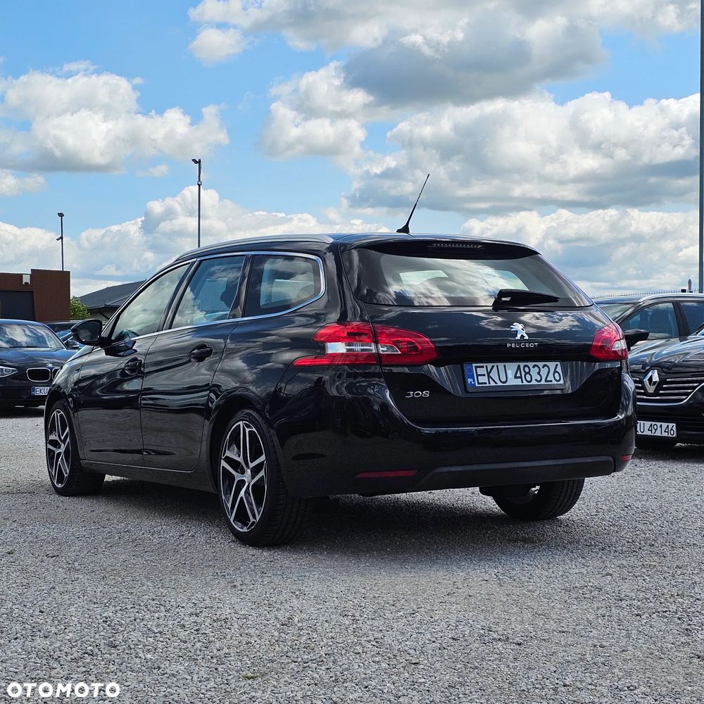 Peugeot 308 - 9