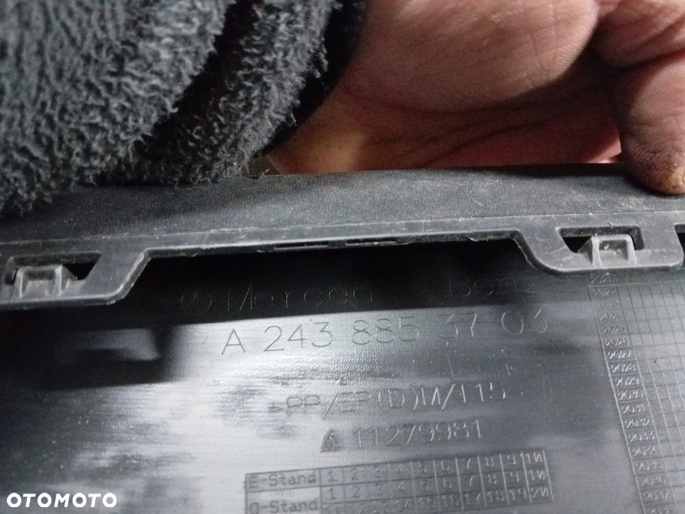 EU Spoiler Dokładka Zderzaka Przód Dolna Mercedes EQA W243 A2438853703 Nowa - 3