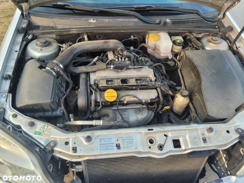Opel Vectra 1.8 Club - 13