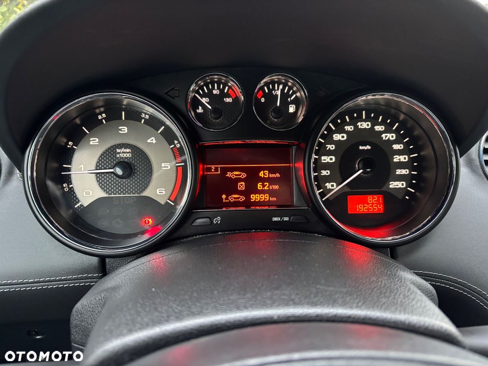 Peugeot RCZ 2.0 HDi - 11