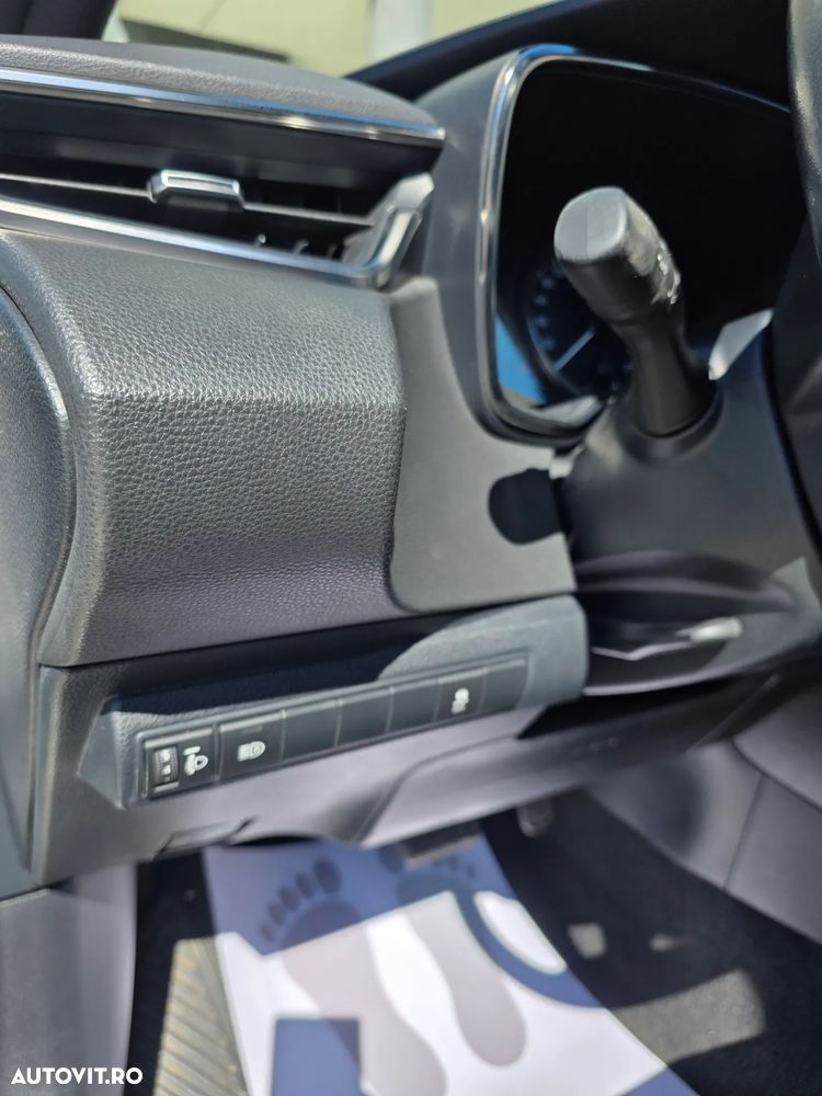 Toyota Corolla 1.8 Business Edition - 14