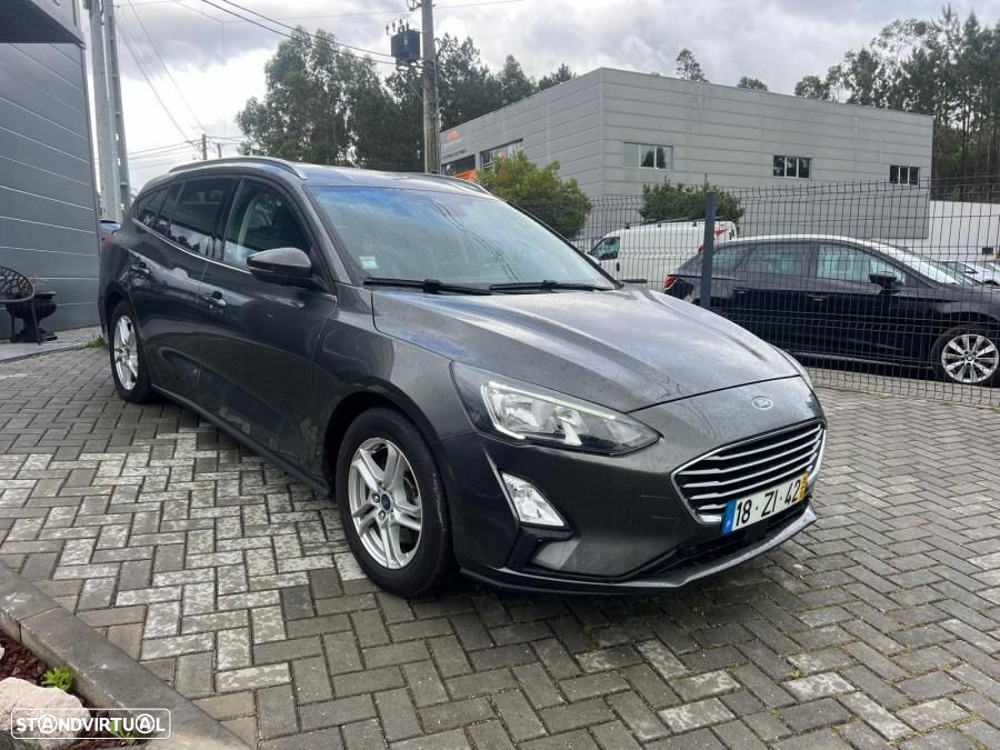 Ford Focus SW 1.5 TDCi EcoBlue Business - 4