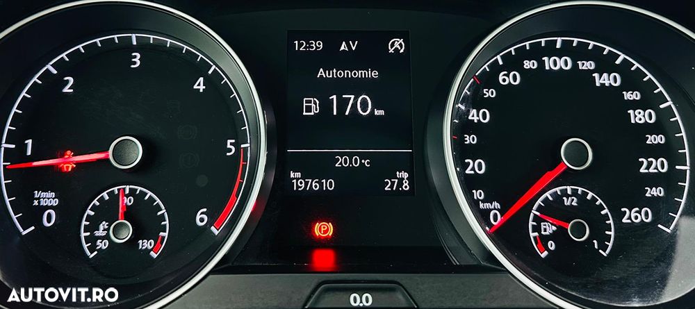 Volkswagen Golf 1.6 TDI DPF BMT Highline - 32