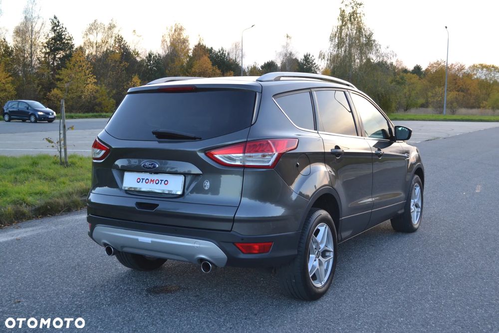 Ford Kuga 2.0 TDCi 4x4 Titanium - 8