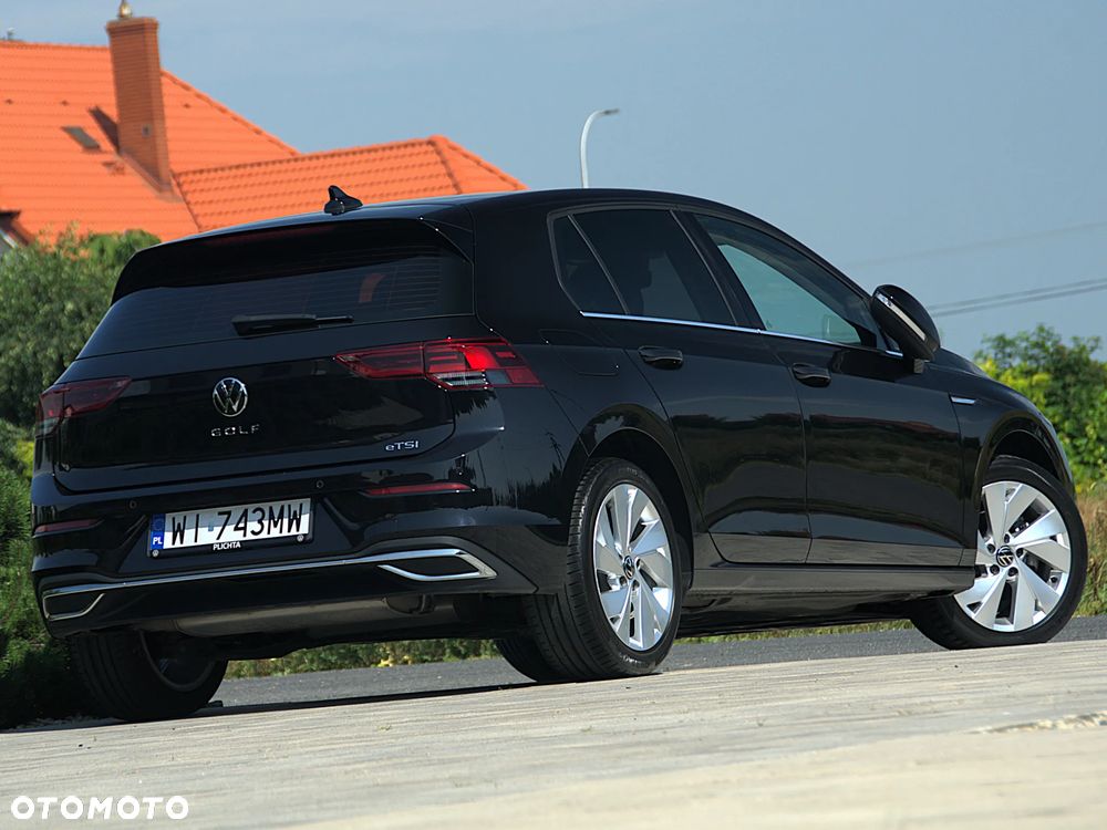 Volkswagen Golf 1.5 eTSI Style DSG - 3