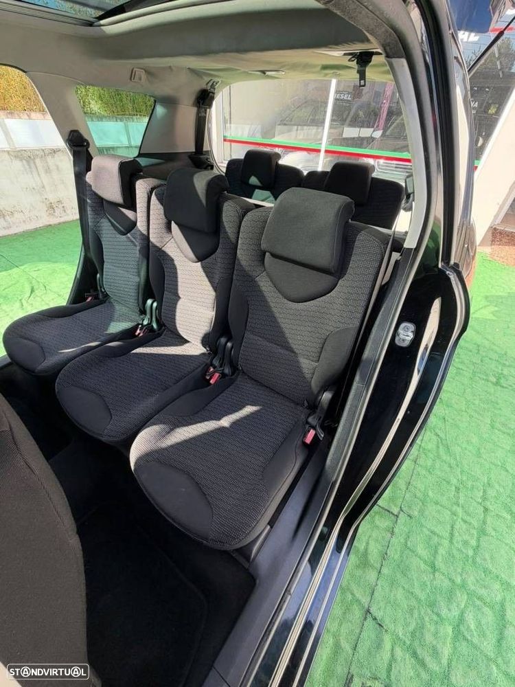 Peugeot 308 SW 1.6 HDi Executive CVM6 - 16