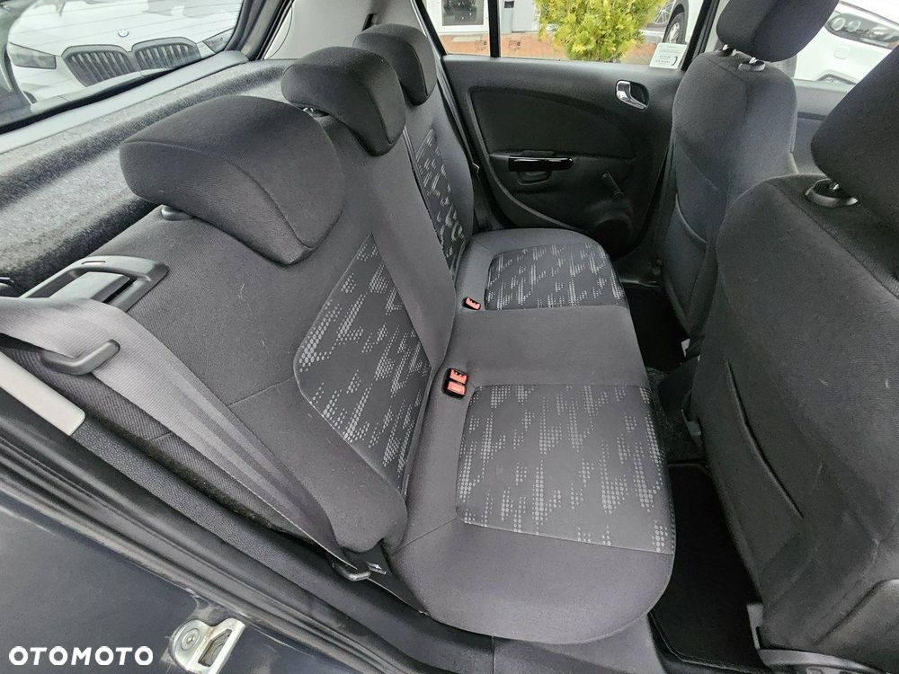 Opel Corsa - 25