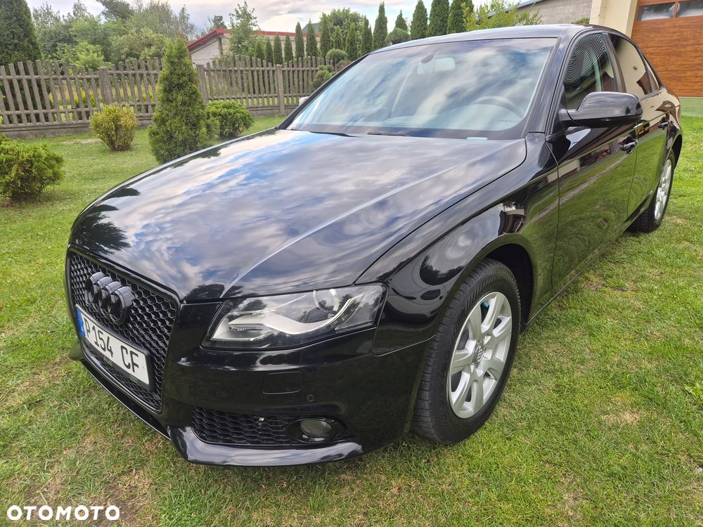 Audi A4 Limousine - 2