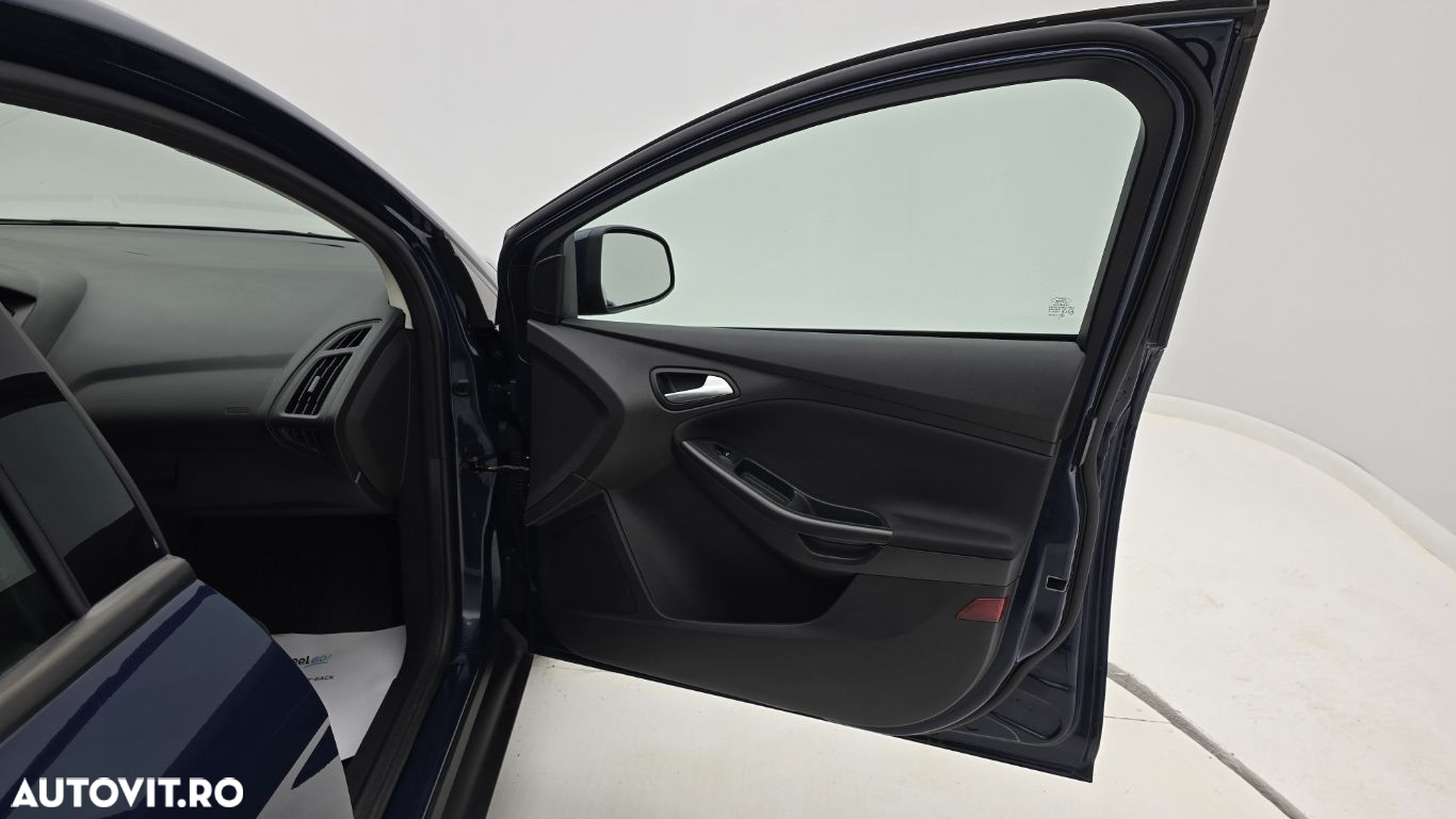 Ford Focus 1.5 EcoBlue Trend - 18