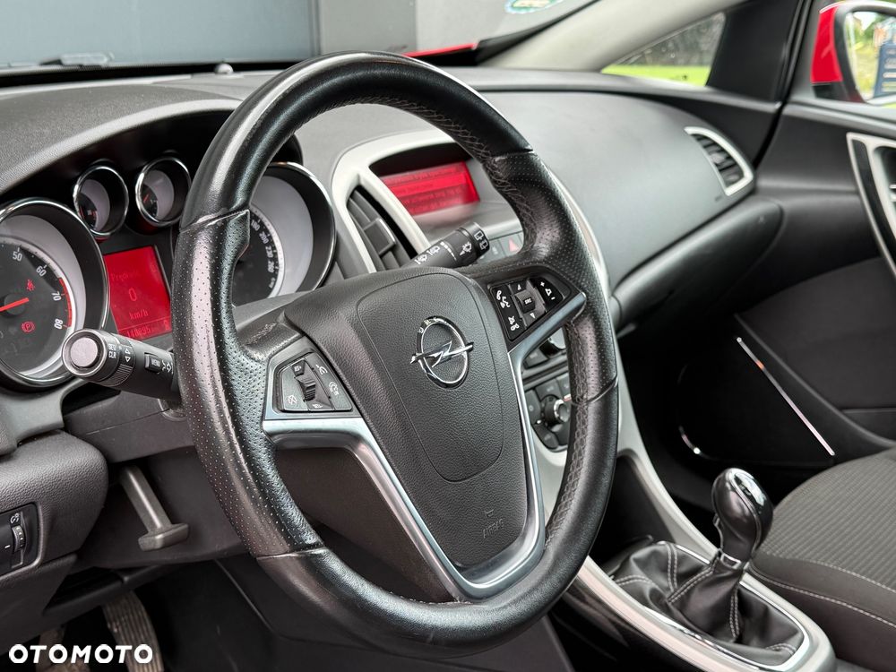 Opel Astra 1.6 T Sport - 12