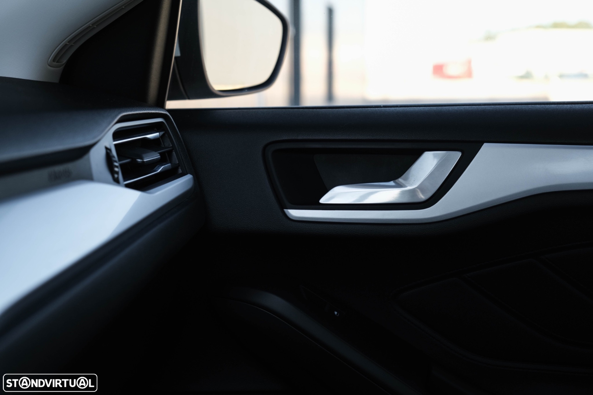 Ford Focus Van - 13