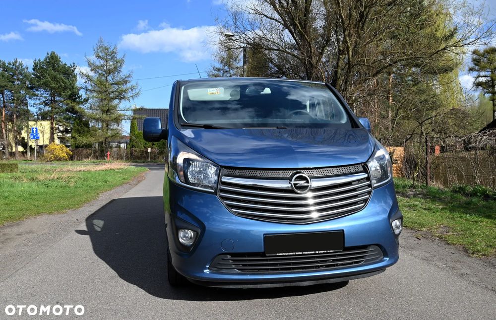 Opel Vivaro - 8