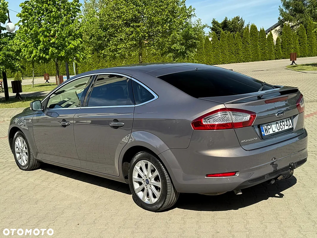 Ford Mondeo 1.6 T Platinium X Plus (Titanium) - 9