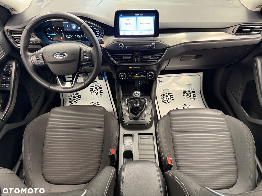 Ford Focus - 11