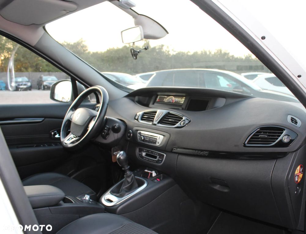Renault Scenic Xmod 1.2 TCE Energy Bose Edition - 27
