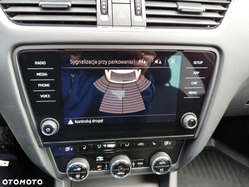 Skoda Octavia 1.6 TDI DSG Soleil - 31