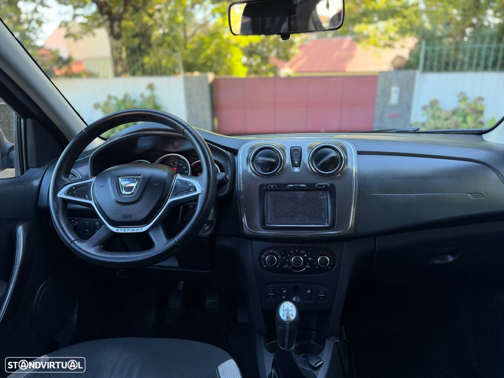 Dacia Sandero Stepway TCe 100 Prestige - 15