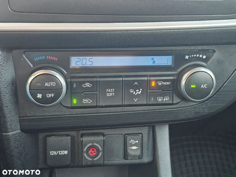 Toyota Auris 1.33 VVT-i Active - 21
