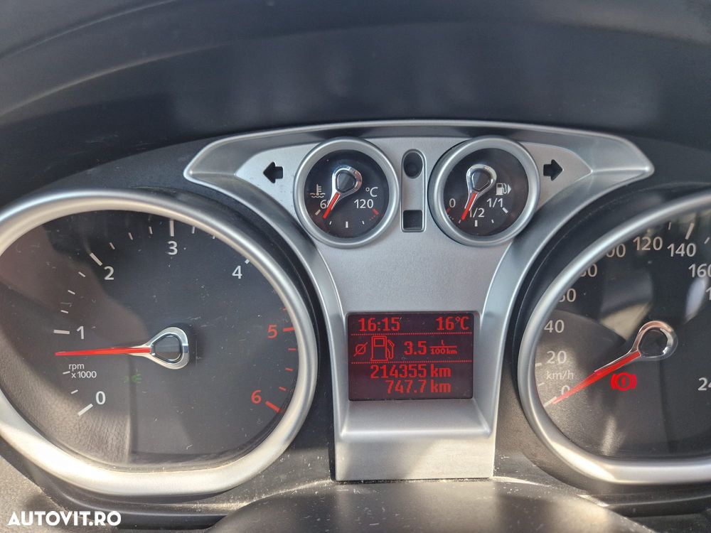 Ford Focus 1.6 TDCI Ambiente - 11