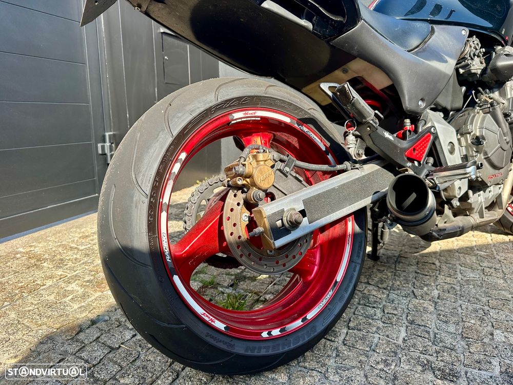 Honda Hornet - 5