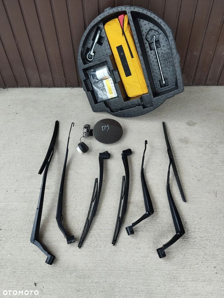 Mazda 2 Maska 2014-2024 części DJ DL - 20