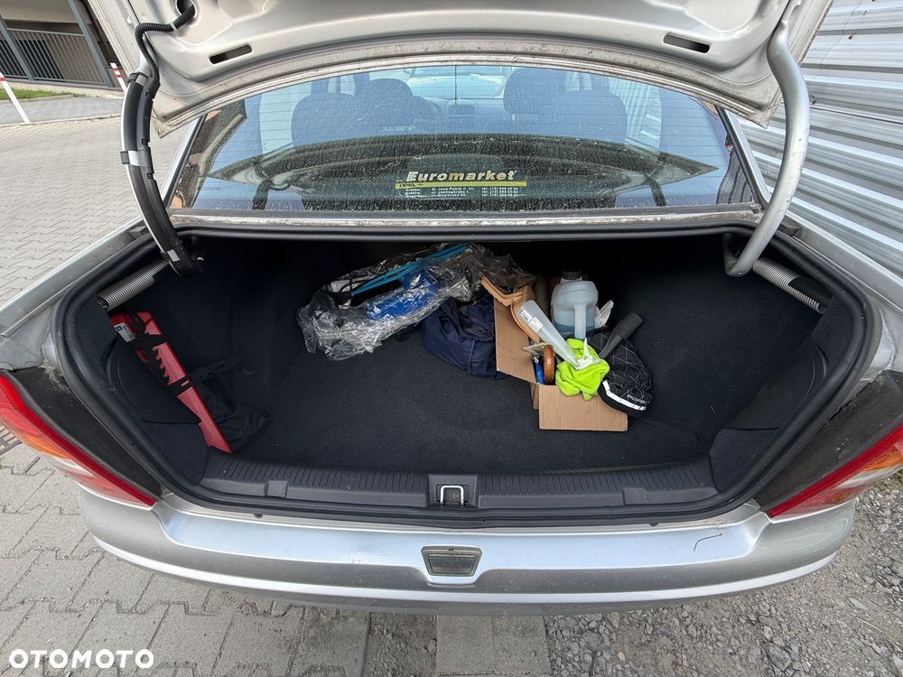 Opel Astra - 16