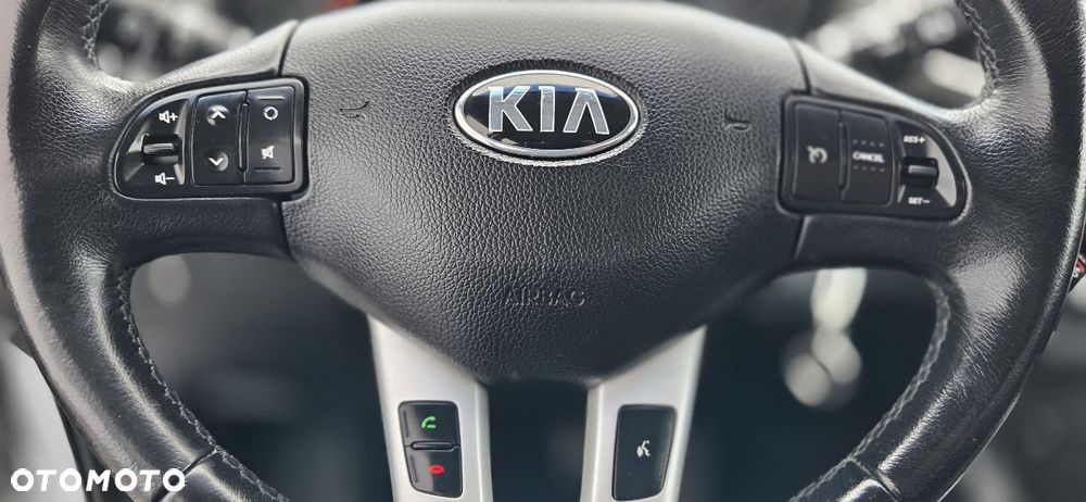 Kia Sportage 1.7 CRDI 2WD ISG Dream-Team Edition - 31