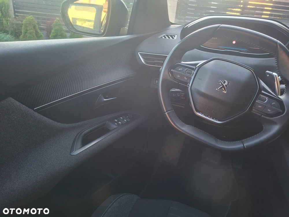 Peugeot 5008 - 15