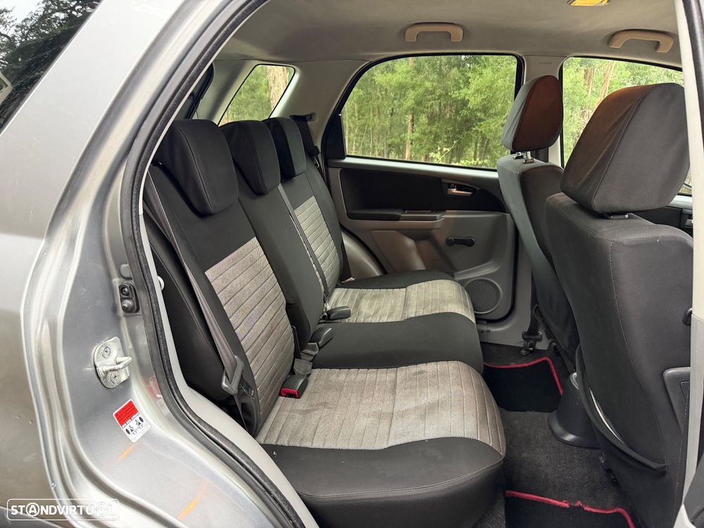 Suzuki SX4 1.6 DDiS GL Outdoor Line - 8