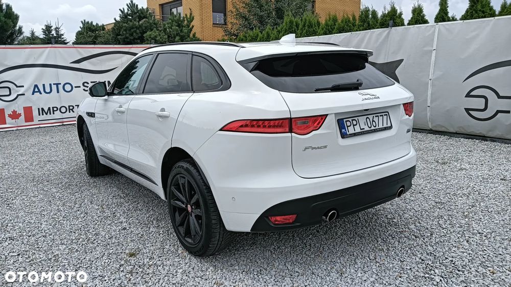 Jaguar F-Pace - 3