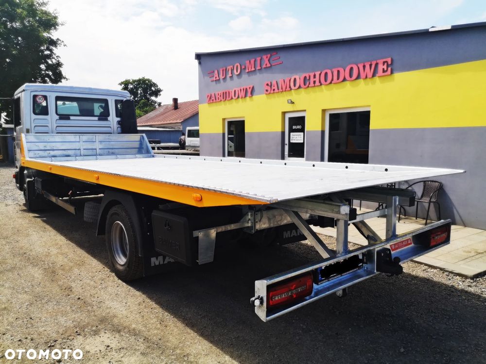 Mercedes-Benz platforma hydrauliczna zabudowa laweta - 6