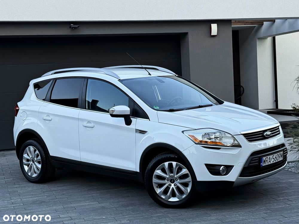 Ford Kuga 2.0 TDCi 2x4 Titanium - 14