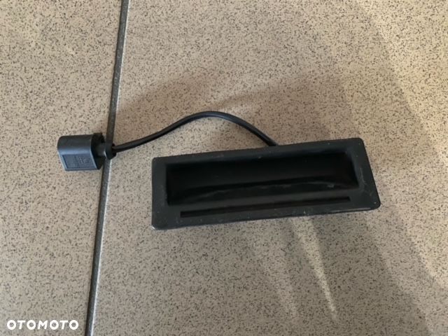 Volkswagen TOUAREG BORA mikrostyk, klamka klapy bagażnika 1J0827566F - 1