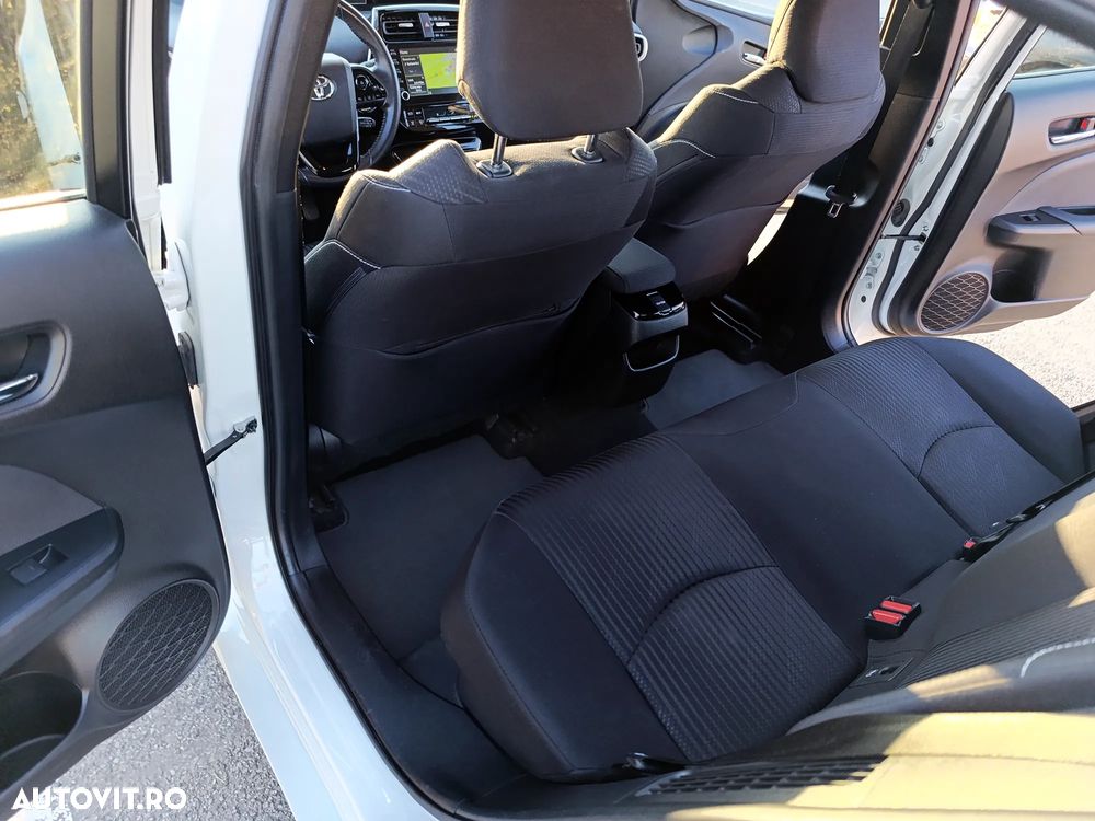 Toyota Prius - 18
