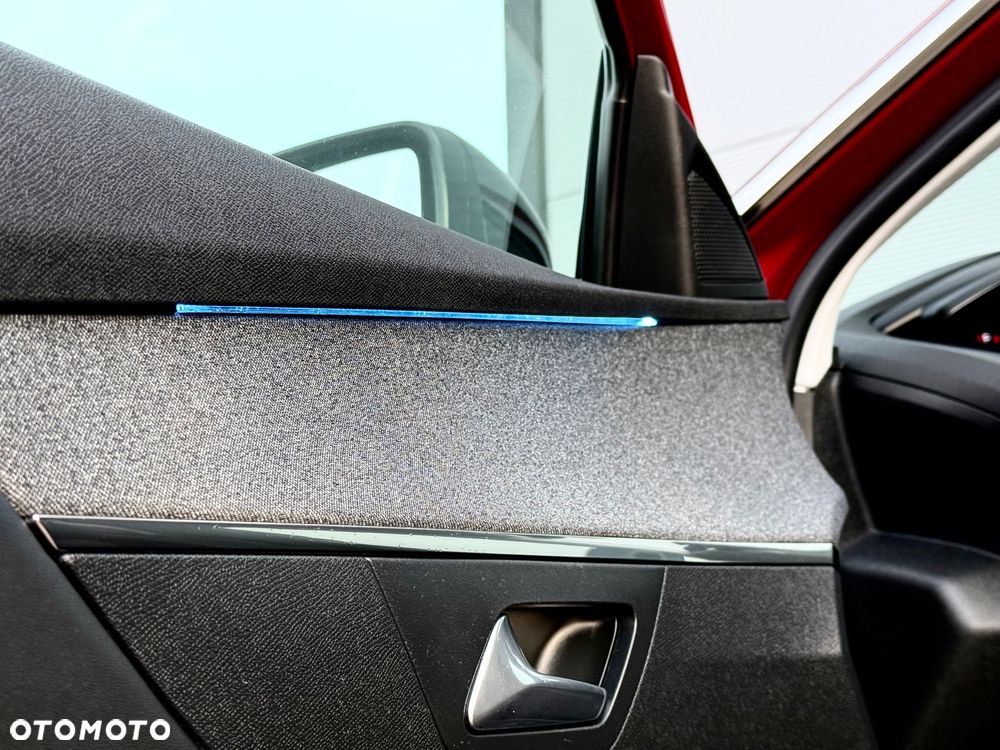 Peugeot 3008 BlueHDi 130 Stop & Start EAT8 Allure Pack - 29