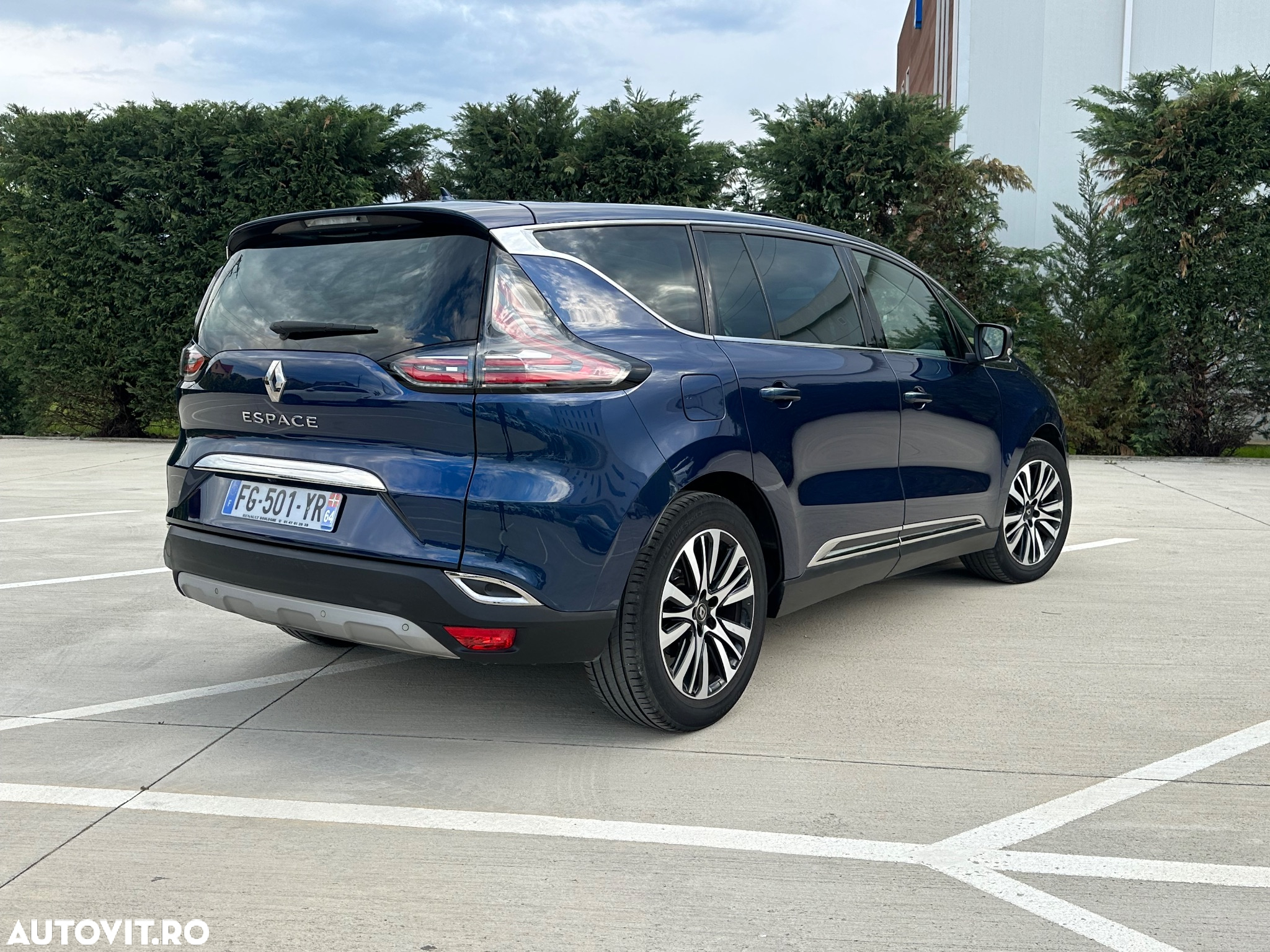 Renault Espace BLUE dCi 200 EDC INITIALE PARIS - 3