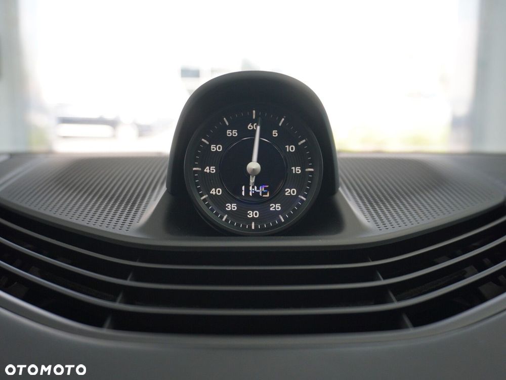 Porsche Taycan 105kWh 4S Black Edition - 28