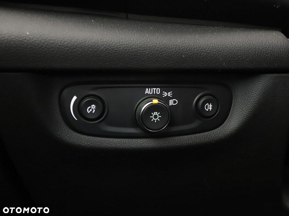 Opel Insignia 2.0 CDTI Innovation S&S - 34