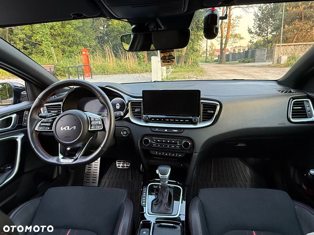 Kia ProCeed 1.6 T-GDI GT DCT - 8
