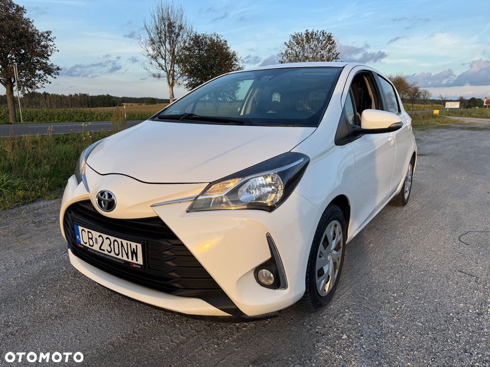 Toyota Yaris 1.0 Premium - 2