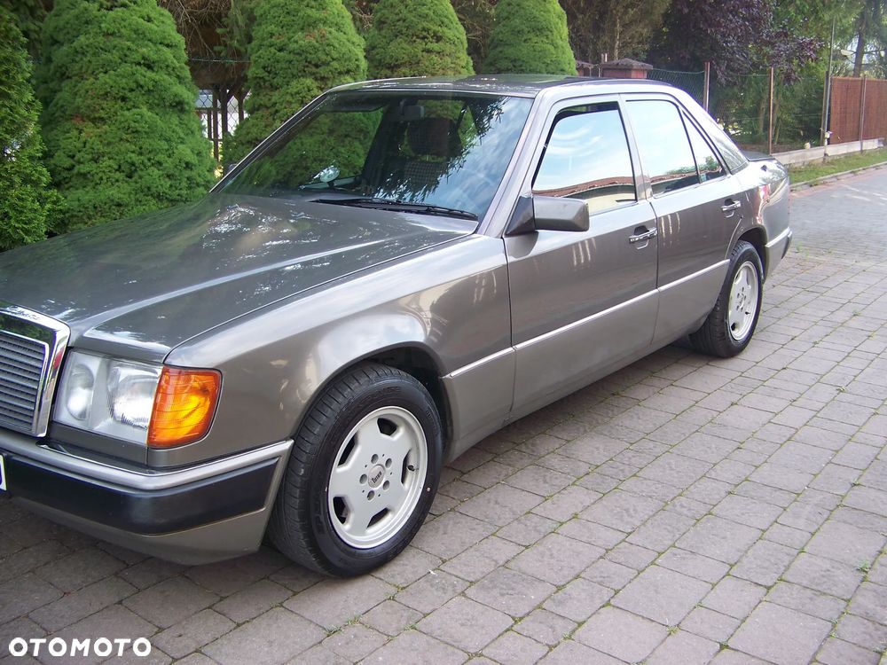 Mercedes-Benz Klasa E - 3