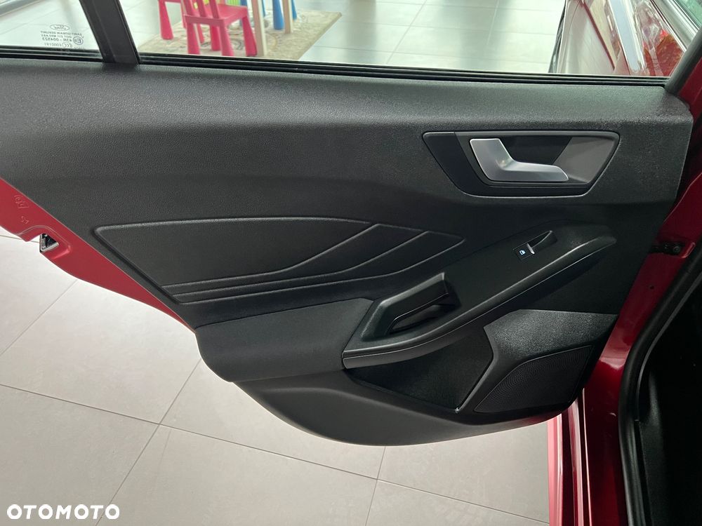 Ford Focus 1.0 EcoBoost ST-Line - 25