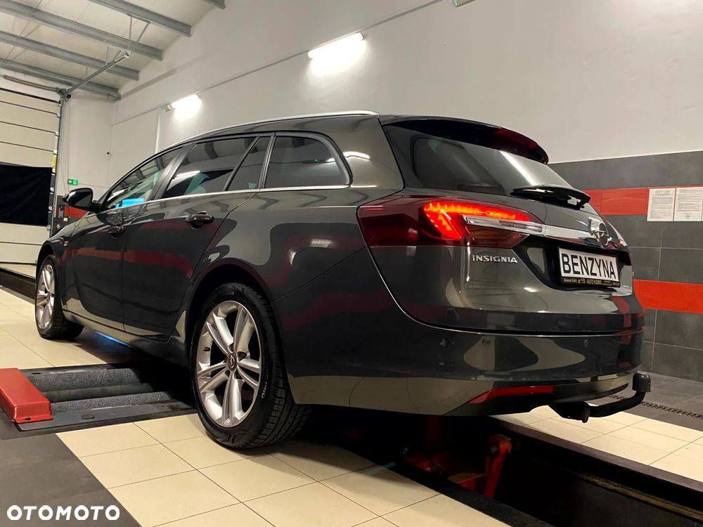 Opel Insignia 1.6 T Cosmo S&S - 13