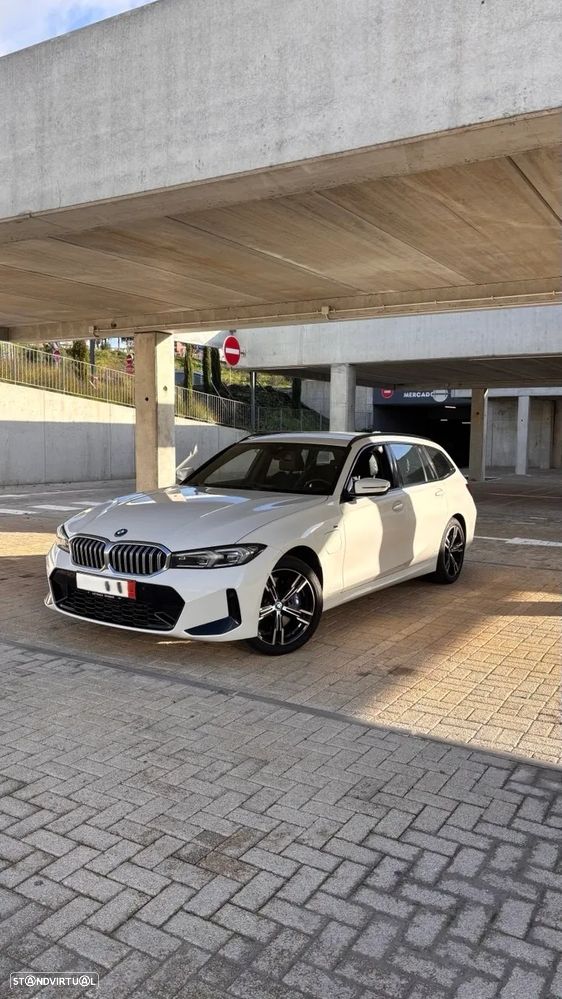 BMW 330
