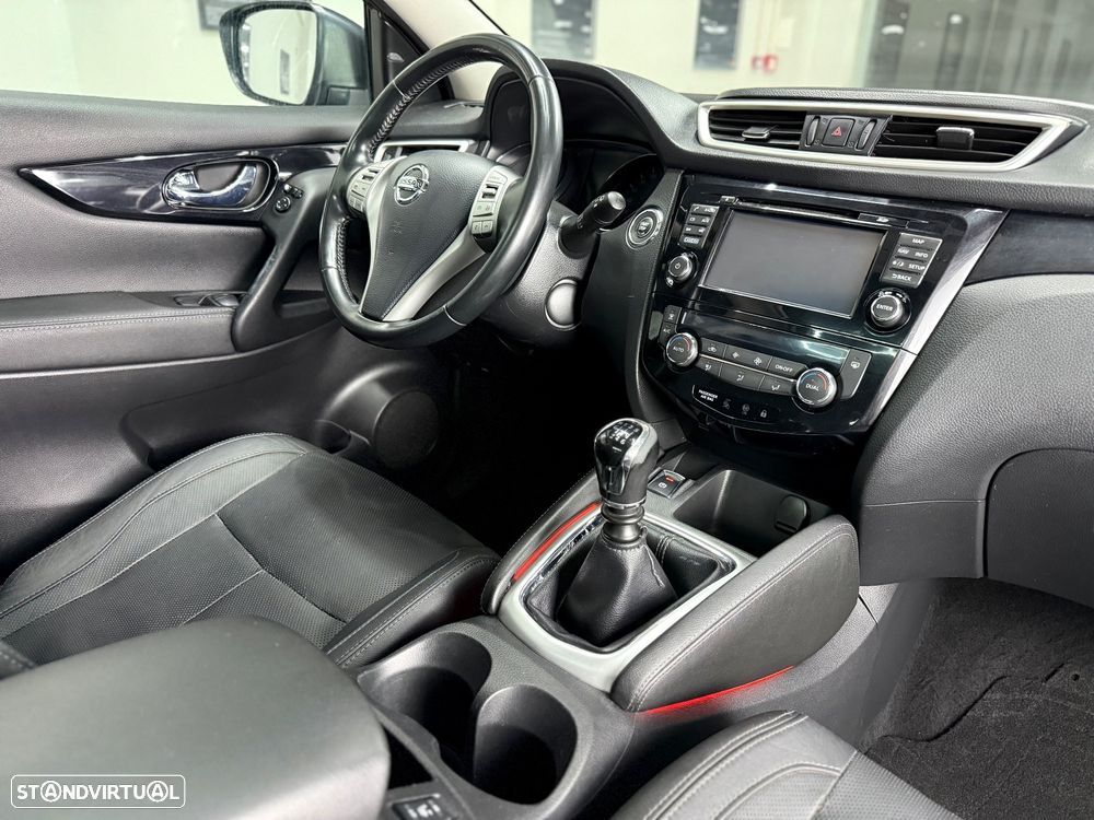 Nissan Qashqai 1.6 dCi Tekna Premium 17 360 S&S - 24