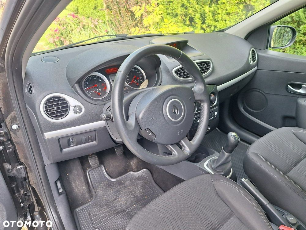 Renault Clio 1.2 16V 75 Dynamique - 7